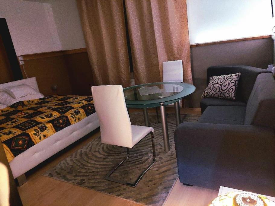 Ujszeged Apartman エクステリア 写真