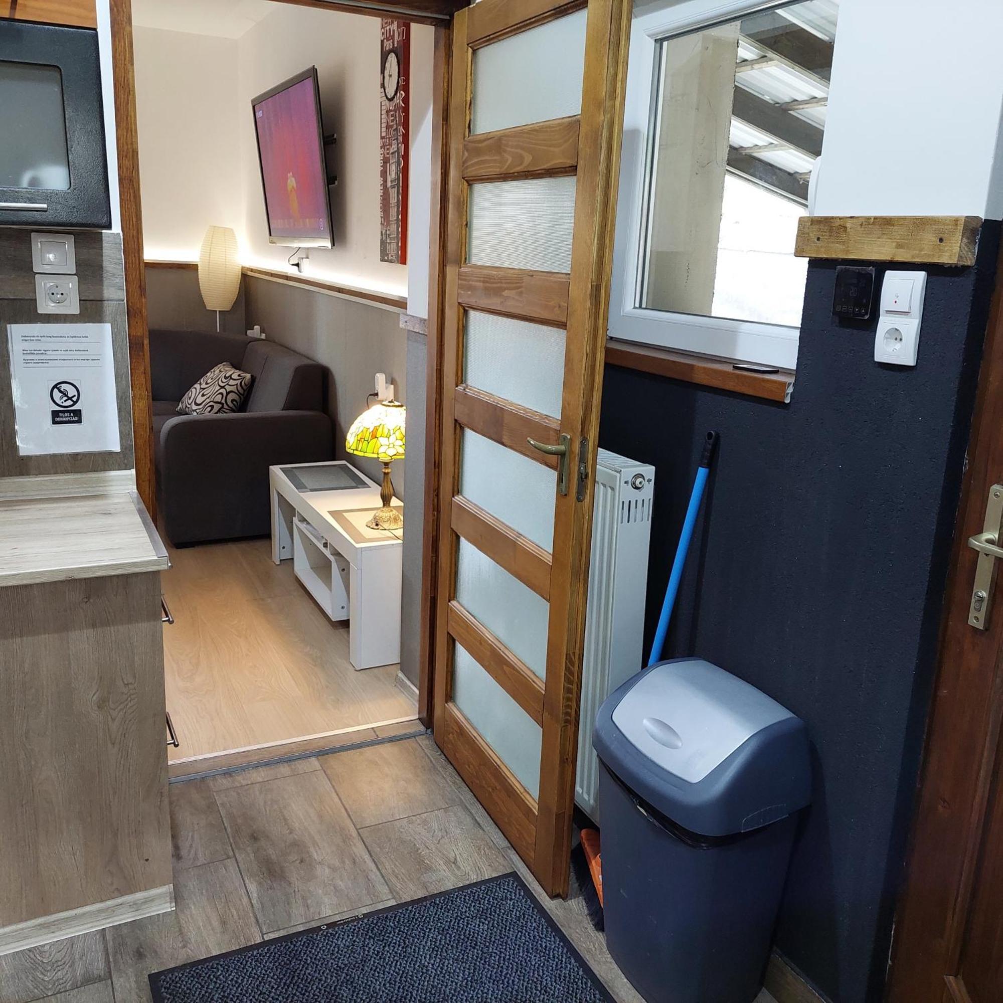 Ujszeged Apartman エクステリア 写真