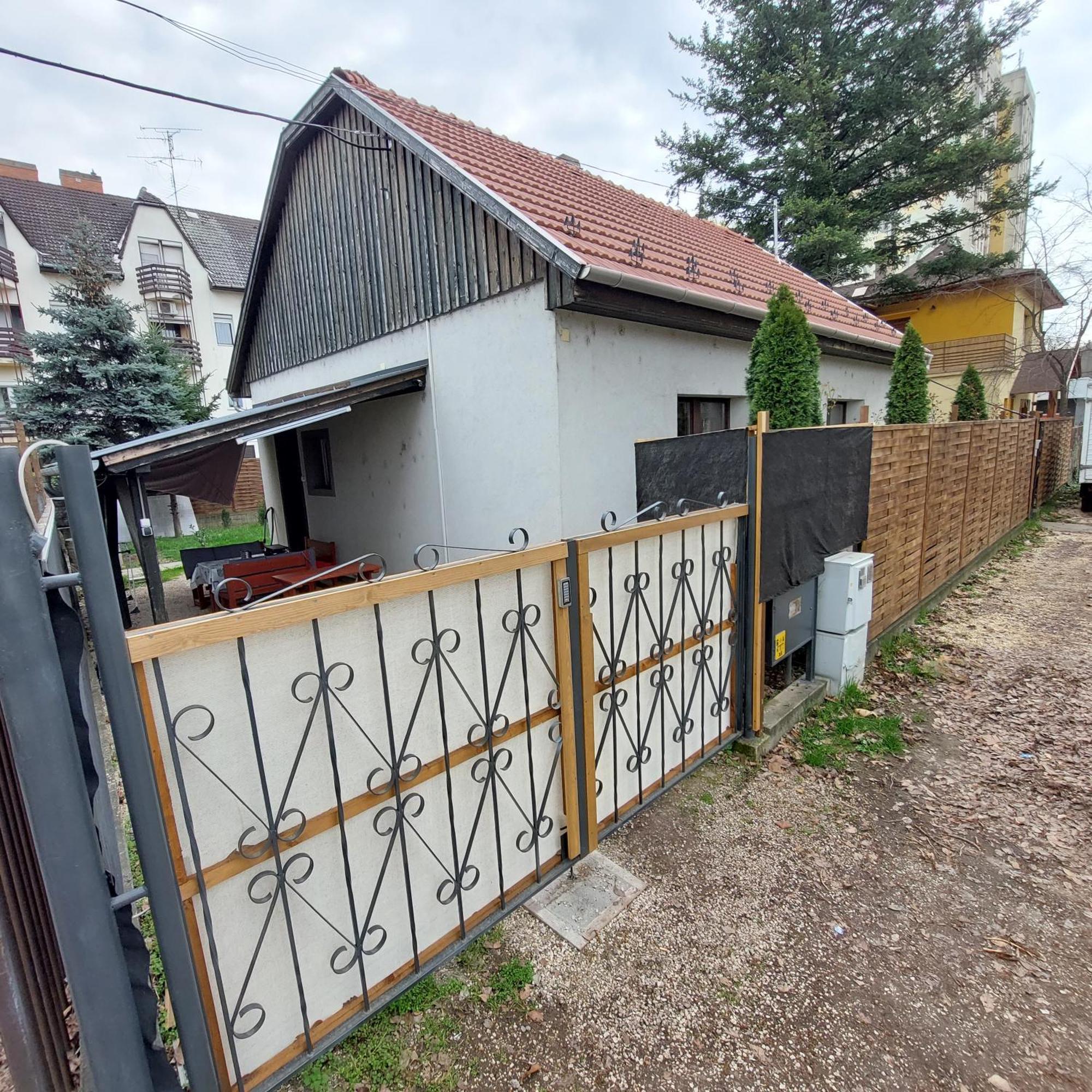 Ujszeged Apartman エクステリア 写真