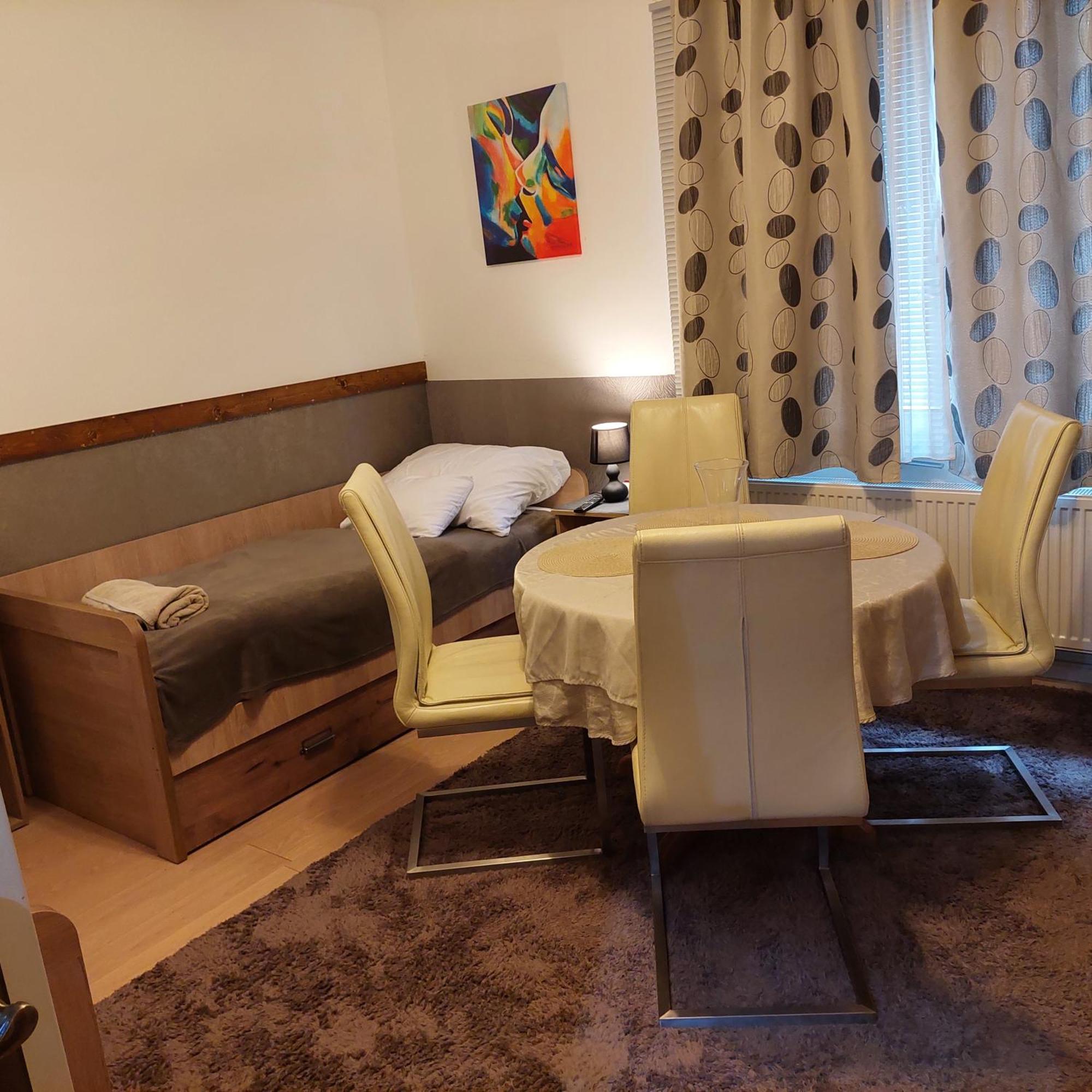 Ujszeged Apartman エクステリア 写真