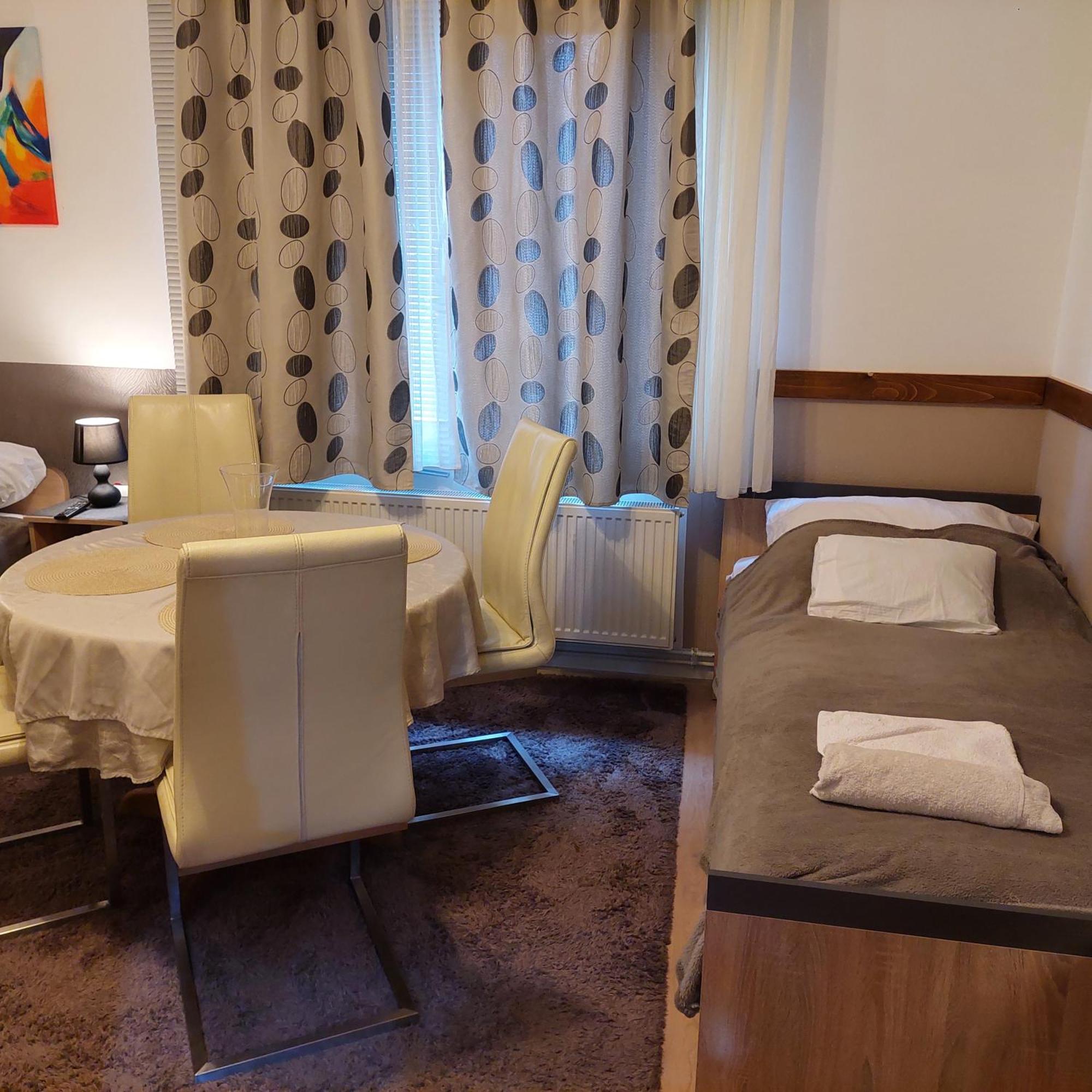 Ujszeged Apartman エクステリア 写真